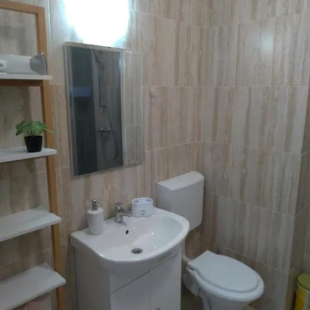 Apartment Renato 1 *
